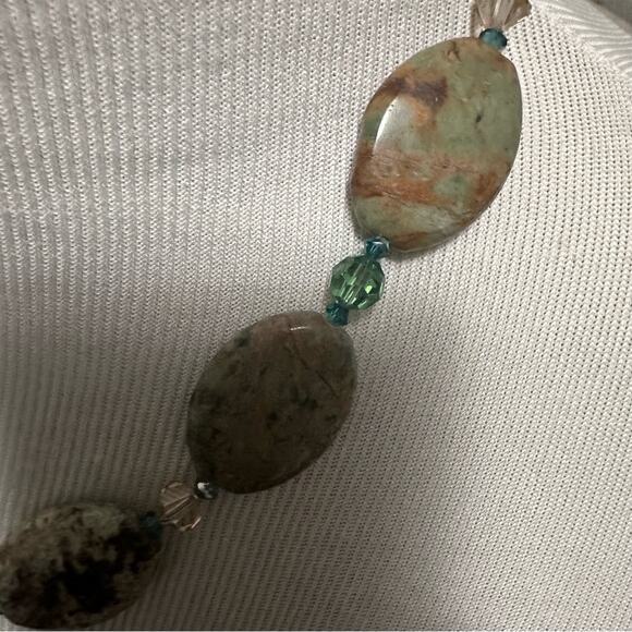 Green Rainforest Jasper Stone and Bead Pendant Necklace - Picture 6 of 6